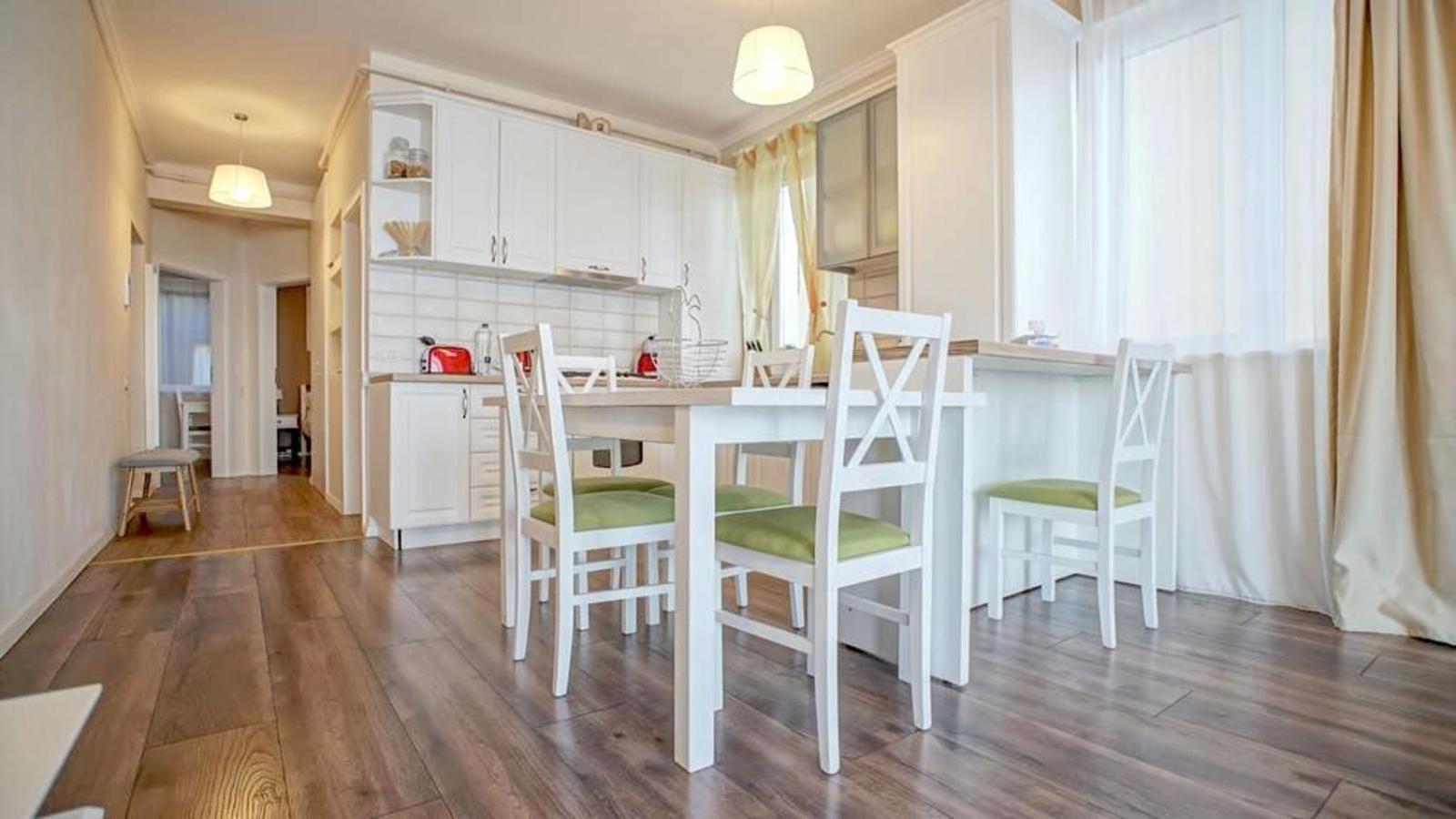 Central Maximus Apartment Braszów Zewnętrze zdjęcie