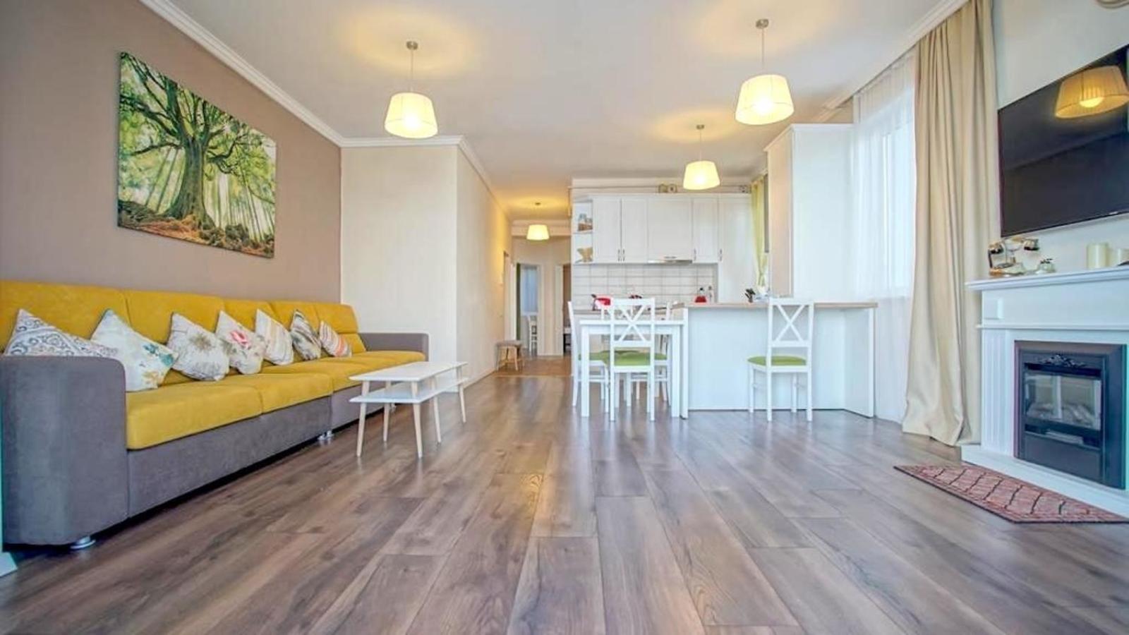 Central Maximus Apartment Braszów Zewnętrze zdjęcie