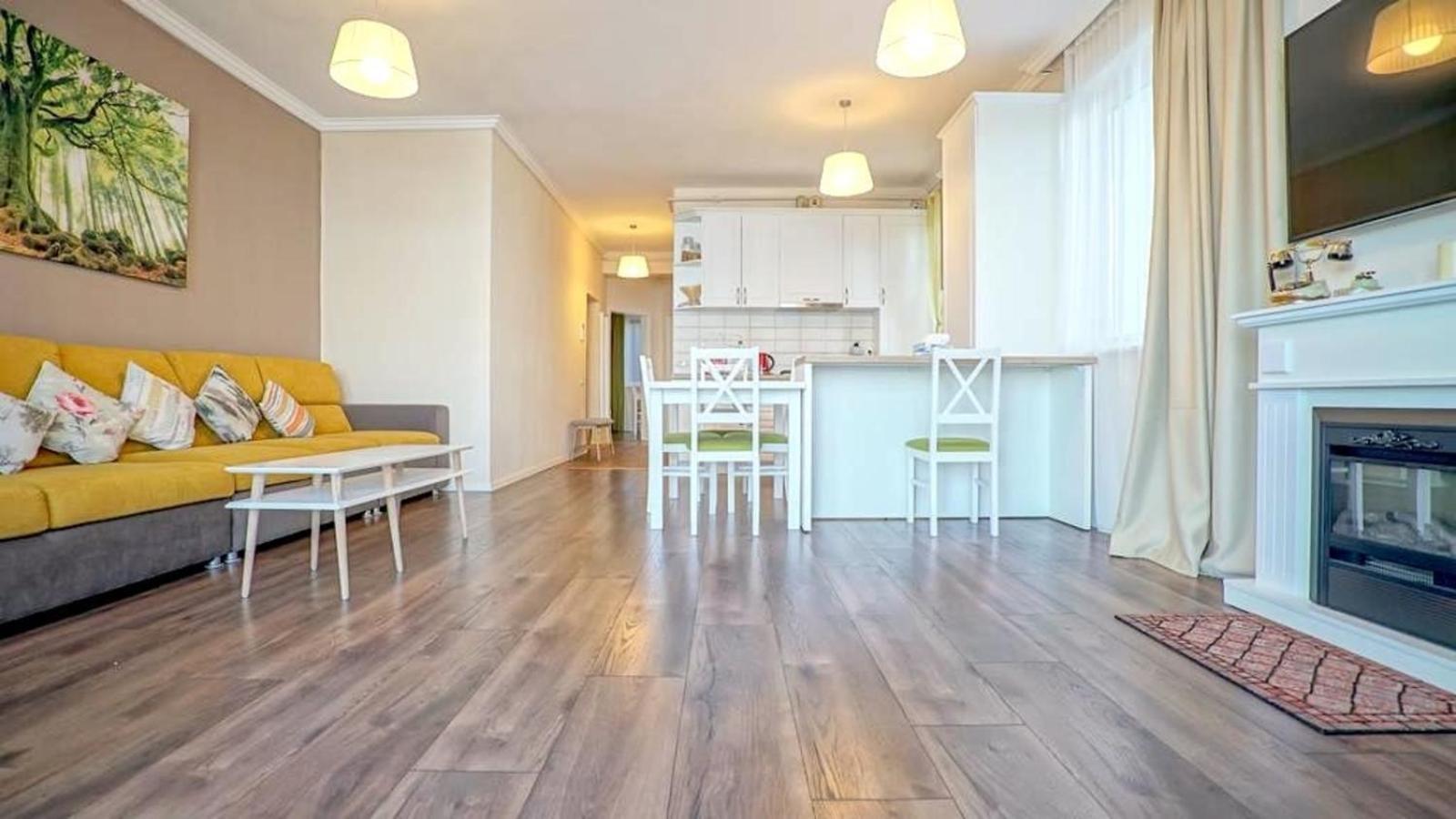 Central Maximus Apartment Braszów Zewnętrze zdjęcie